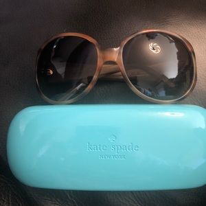 Kate spade sunglasses and case